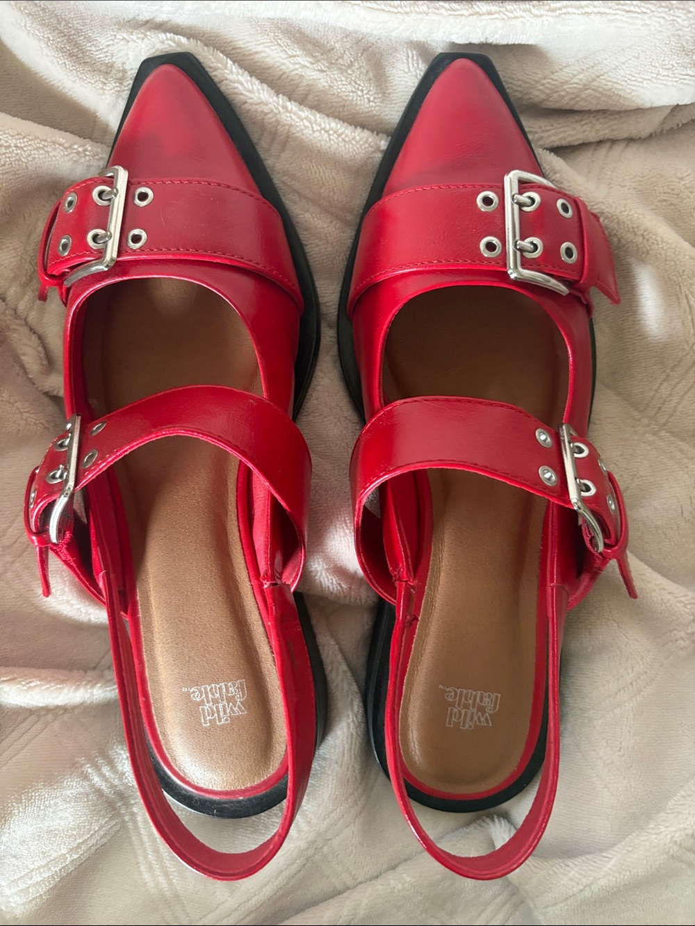wild fable Red Pointed Buckle Flats with Slingback